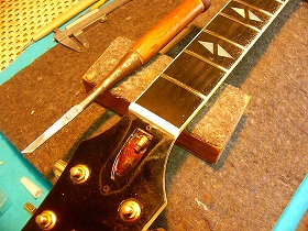 リペア ファイル その145 | 「古いギターはいい音がするのさ。」