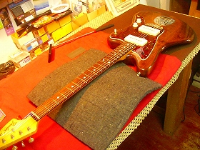 ジャズマスター用ネック　ナット付 Amazon | Fender フェンダー Roasted Jazzmaster Neck, Block