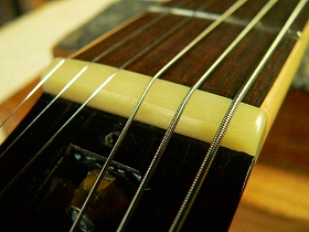 リペア ファイル その185 | 「古いギターはいい音がするのさ。」