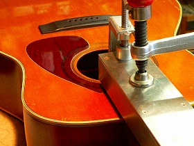 YAMAHA FG720S ボデイ補修跡あり　檄鳴り YAMAHA FG720S ボデイ補修跡あり 檄鳴り（12弦アコースティック