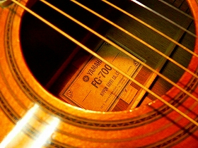 リペア ファイル その233 | 「古いギターはいい音がするのさ。」
