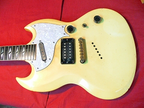 リペア ファイル その682 (パート1） | 「古いギターはいい音がするの