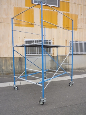 ローリングタワー 1段半 中古品 【ハンズクラフト宜野湾店】 ローリングタワー 1段半 中古品 【ハンズクラフト宜野湾店】