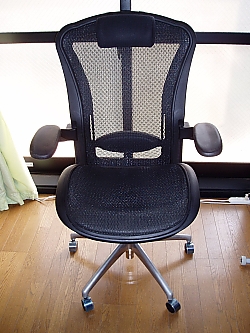 アーロンチェアーもどき