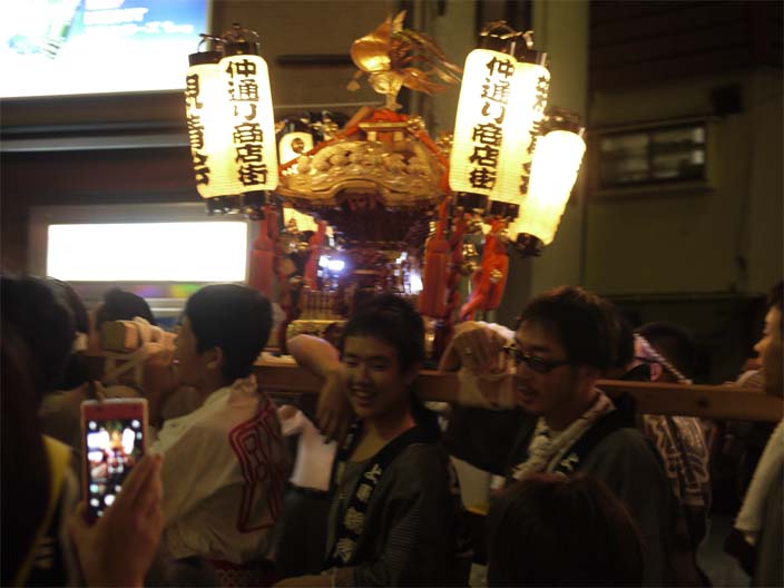 お神輿