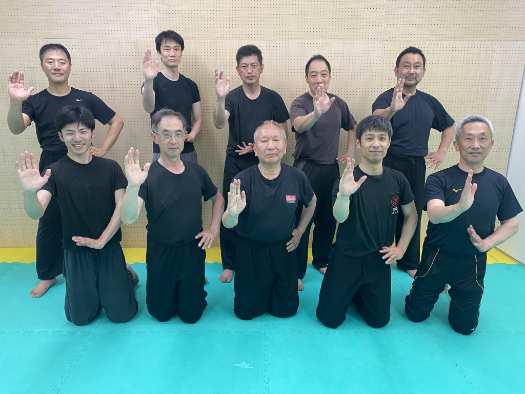 神秘の拳法 八卦掌入門 松田隆智 高橋賢 日東書院