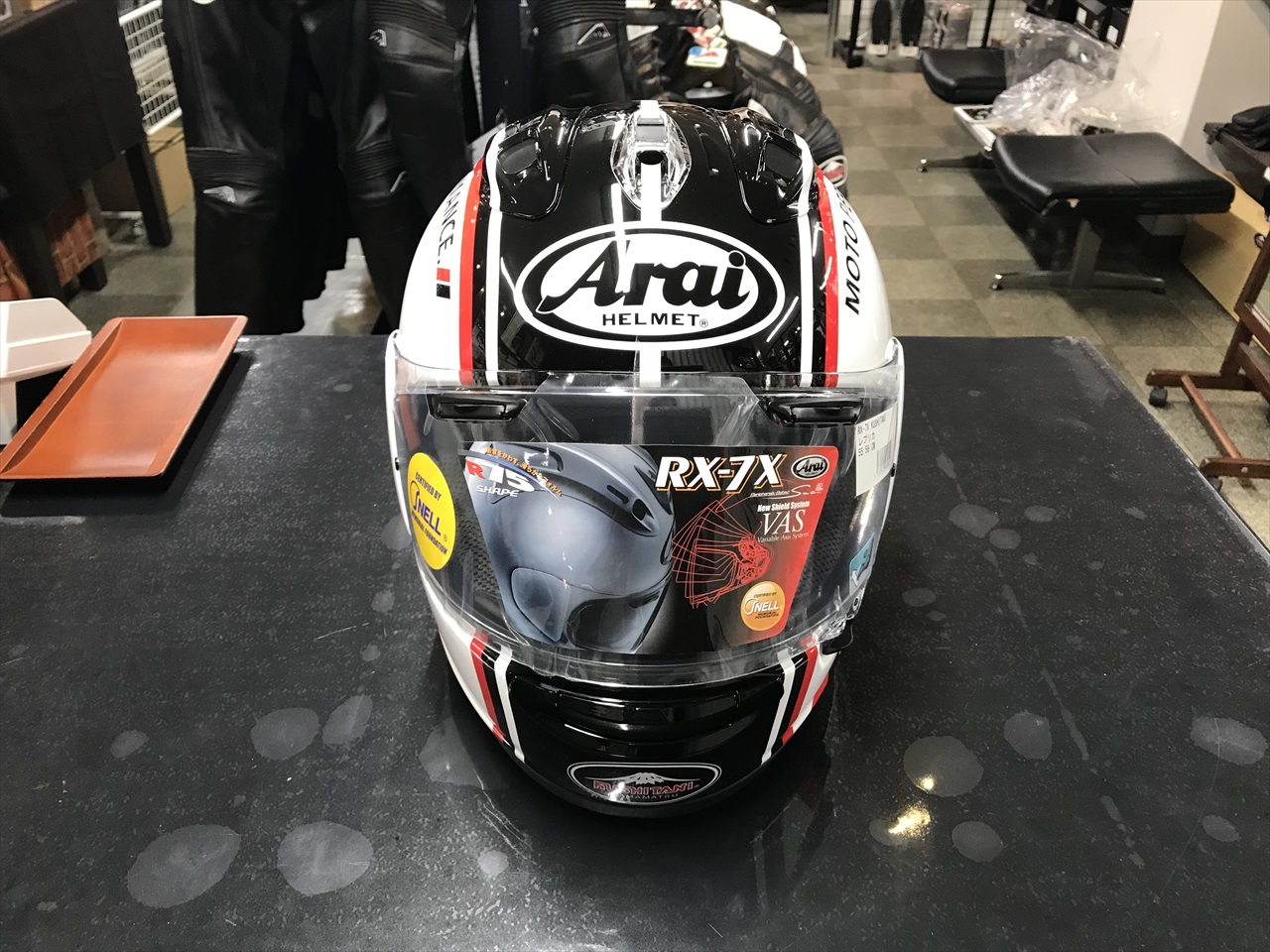 アライRX-7X クシタニ コラボヘルメット 投稿詳細｜MOTOCLE