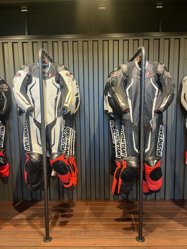 緊急入荷 新色・サイズ追加：KUSHITANI HONTEN | KUSHITANI 浜松本店