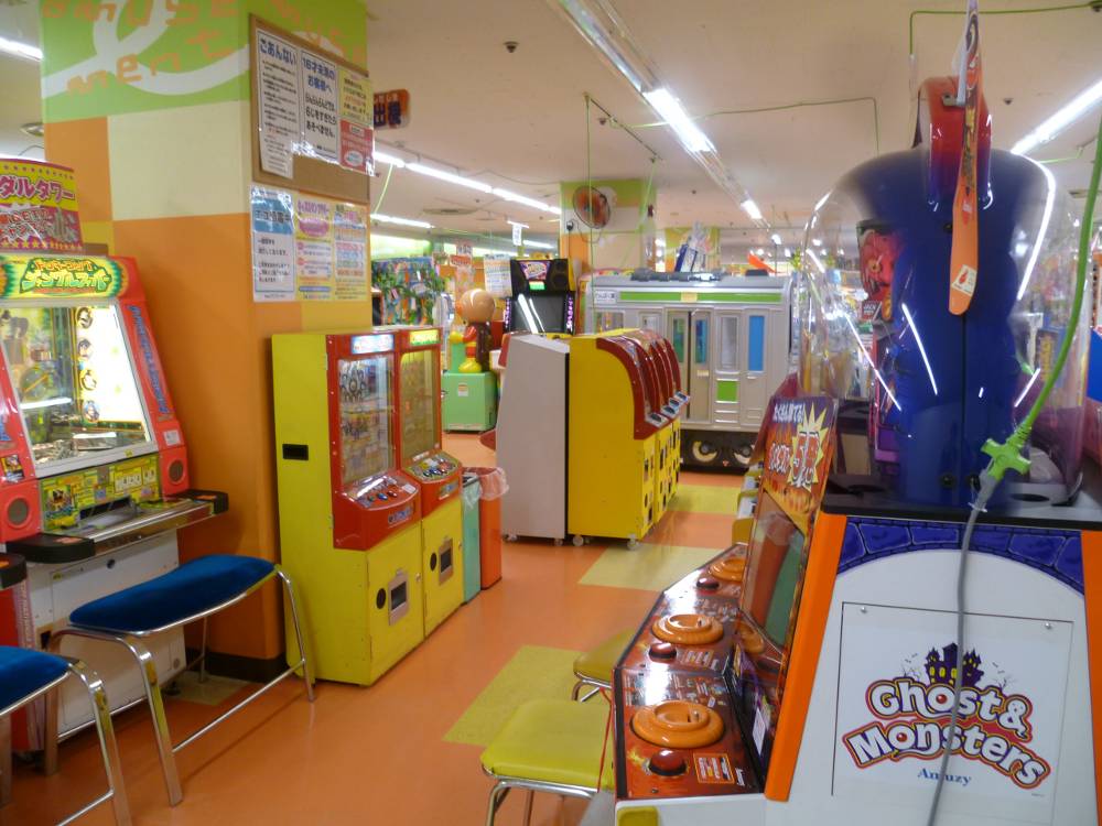 大型スーパーのレトロゲーム稼動調査 その２ 素人絵日記 シロッキ