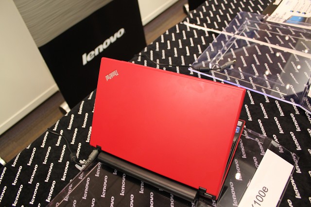 ThinkPad X100e