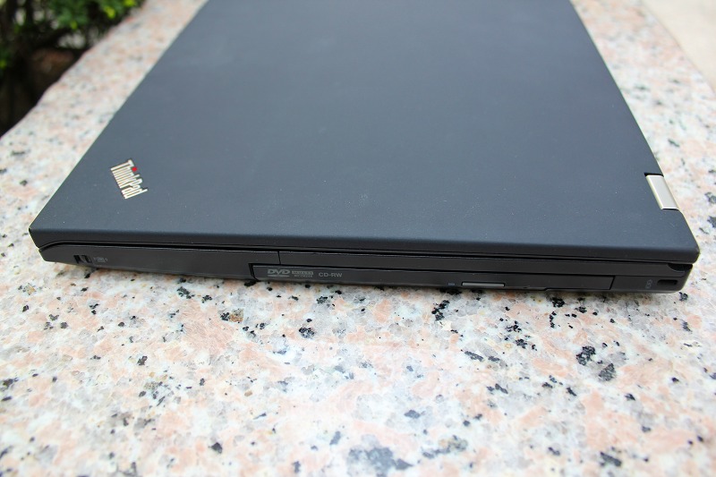 ThinkPad T410s 右サイド