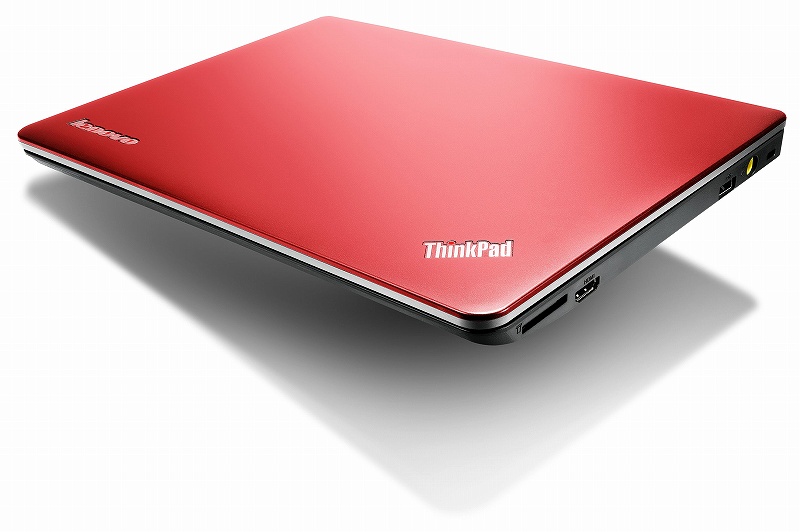 ThinkPad Edge E130ヒートウェーブ・レッド
