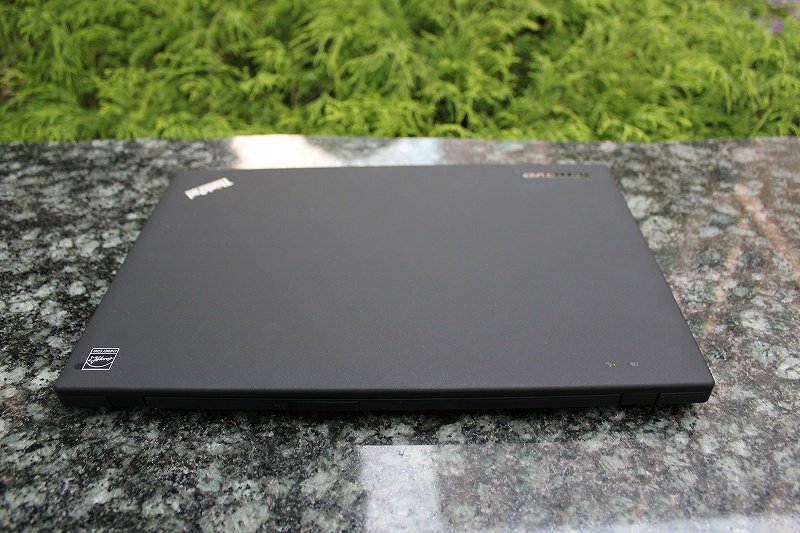 ThinkPad X1 Carbon天板(背)