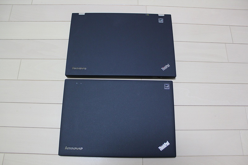 ThinkPad X1 CarbonとT430sを並べた