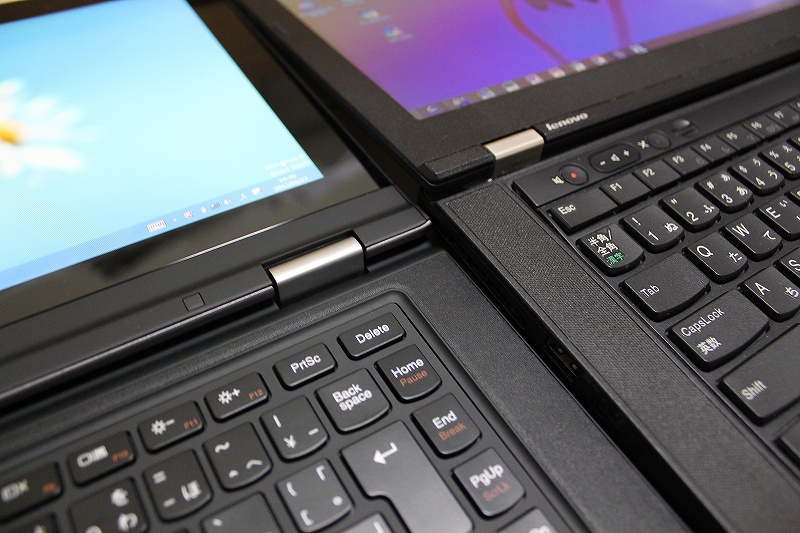 IdeaPad Yoga 13とThinkPad T430のヒンジ比較