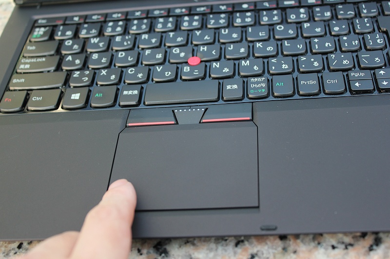 ボタン一体型のパッド ClickPad