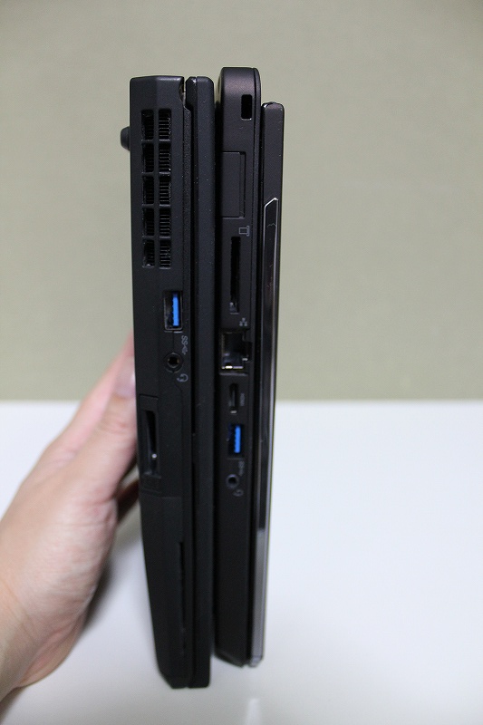 ThinkPad TwistとT430s 薄さ比較