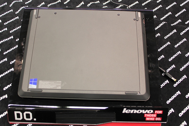 ThinkPad Helixの底面