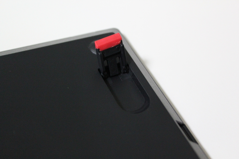 ThinkPad Bluetooth ワイヤレス・トラックポイント・キーボード 立足