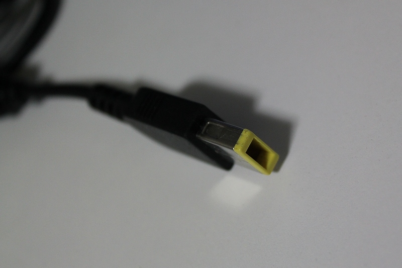 Helixの電源は角形