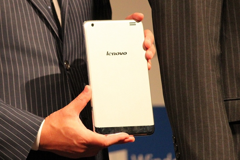 レノボ 新Windowsタブレット「Miix2」