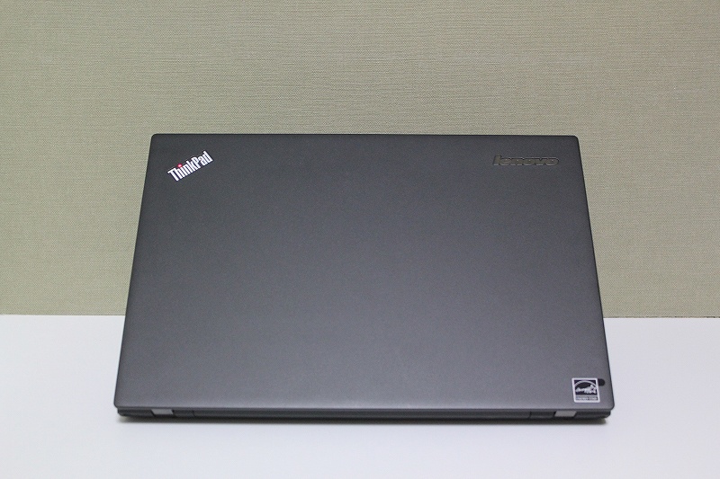 ThinkPad X240 天板と背面