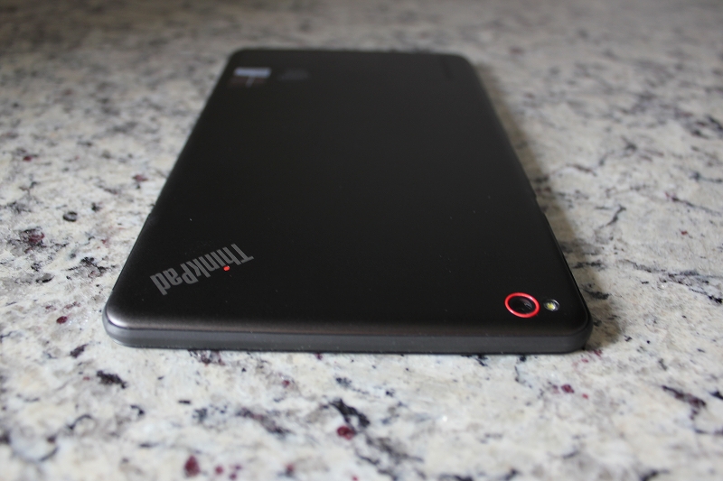 ThinkPad 8 上側面