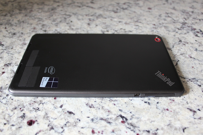ThinkPad 8 右側面