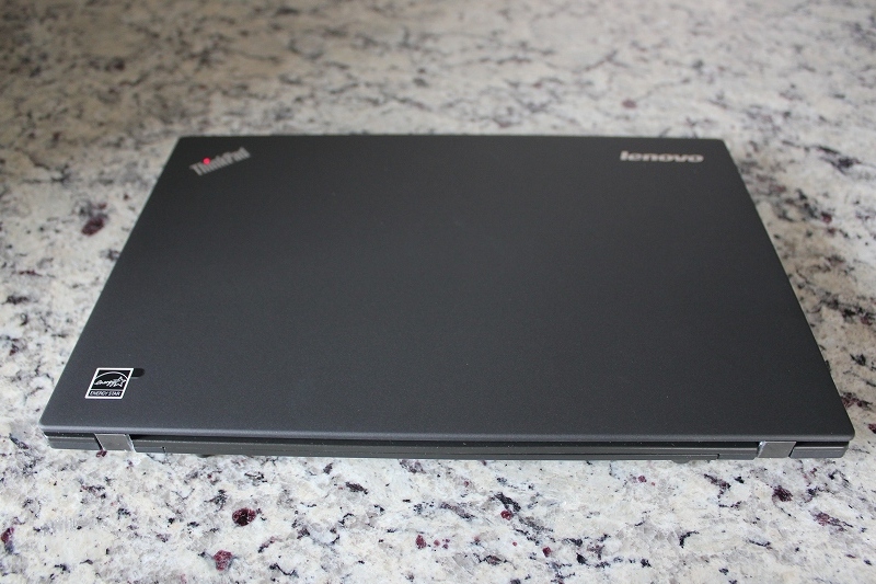 ThinkPad X250 背側面
