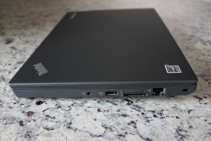 ThinkPad X250 右側面