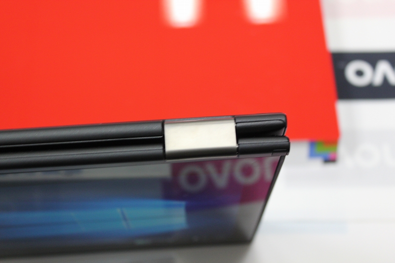 ThinkPad Yoga 260のヒンジ