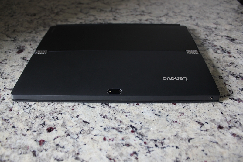 ideapad MIIX 700の上側面