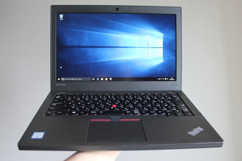 片手で持てるThinkPad X260