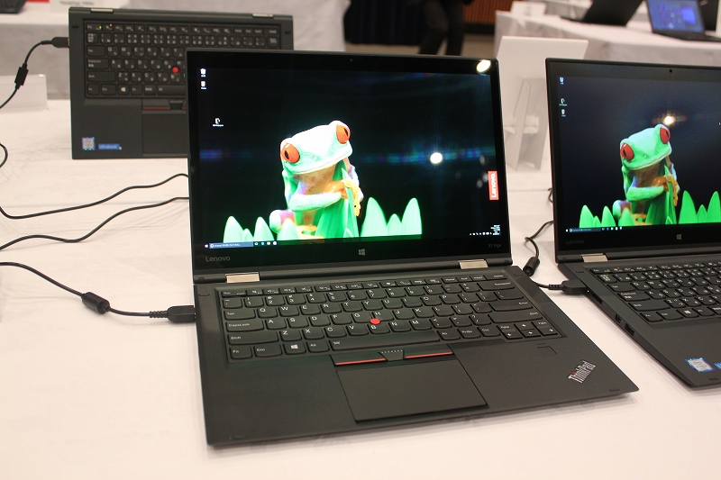 ThinkPad X1 Yoga 有機ELモデル