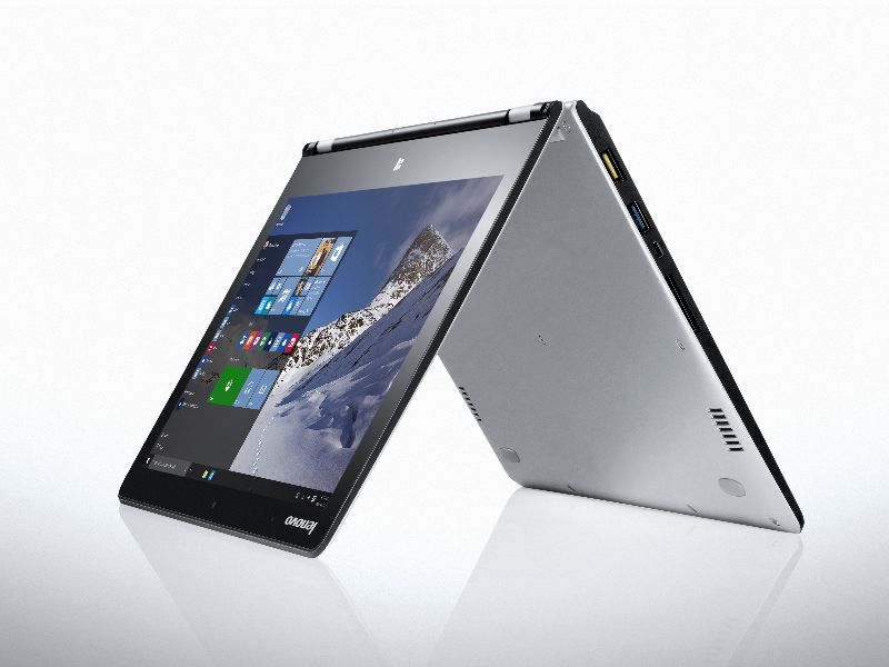 Lenovo YOGA 700シリーズ
