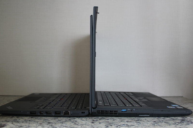 ThinkPad T460sとT430s 厚さ比較