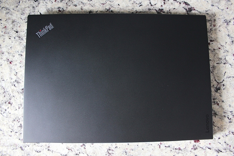 ThinkPad X1 Carbonの天板