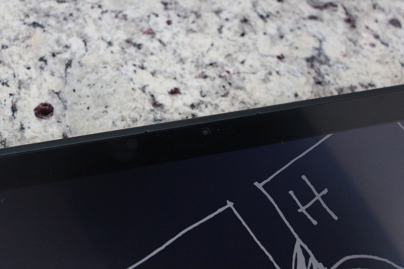 ThinkPad X1 Yoga 内蔵カメラ部分
