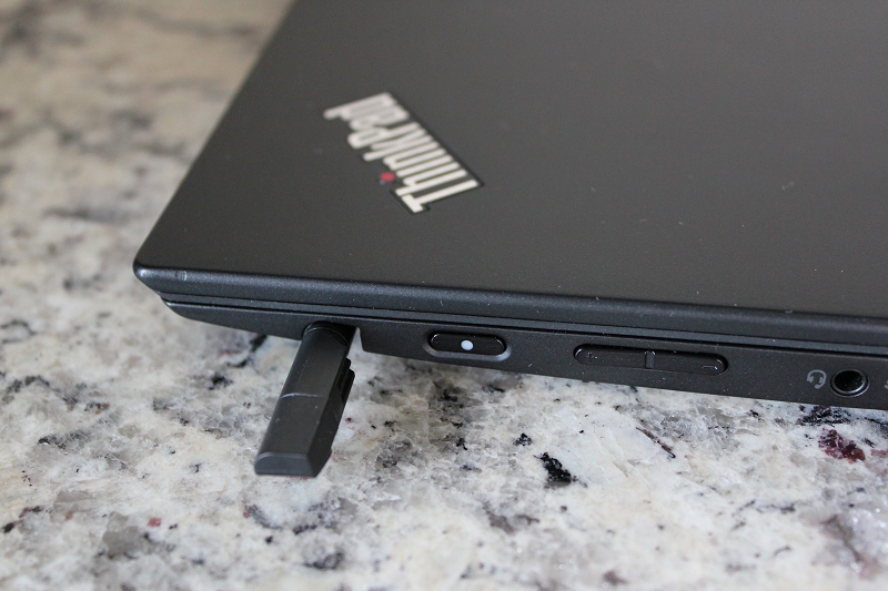 ThinkPad X1 Yogaのペン