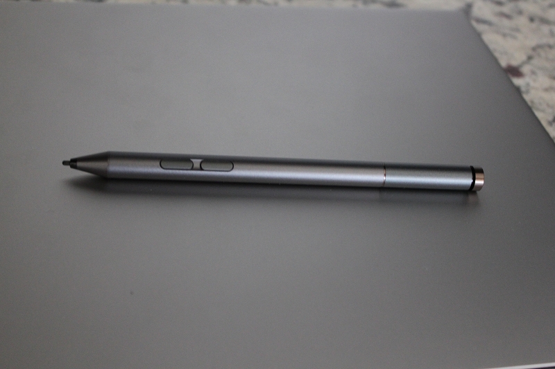 YOGA 920 付属のペン