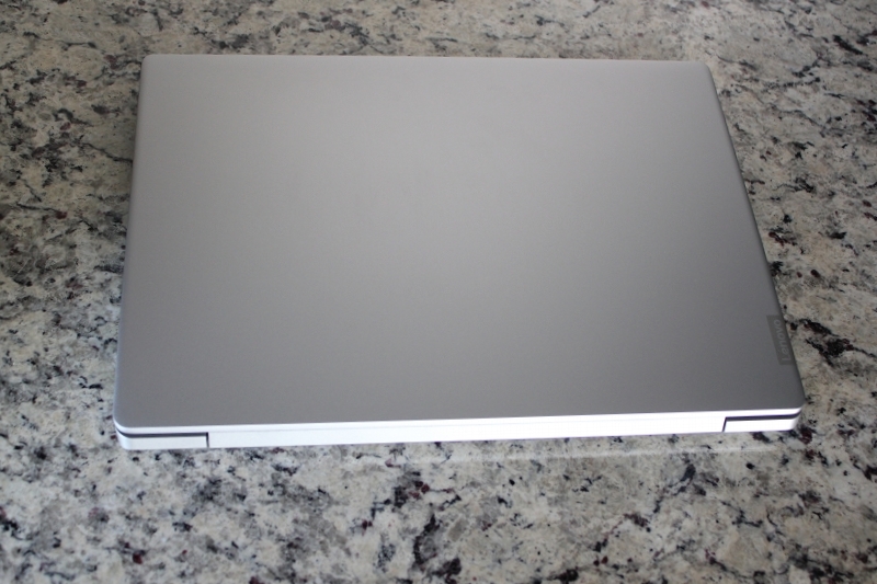 Ideapad 330S (14) の天板