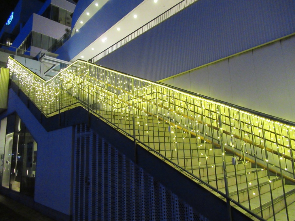 階段のイルミネーション