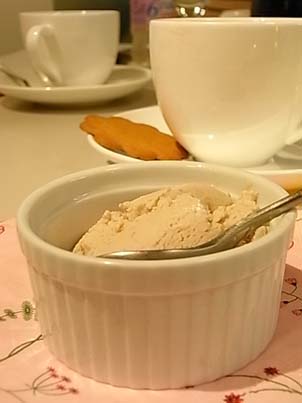 マロン風味のフロマージュブランアイス