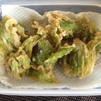 蕗の薹の天ぷら