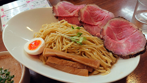 うるとらしょうゆつけ麺