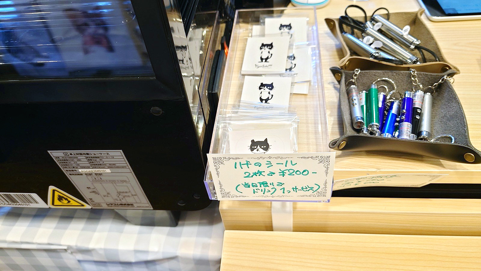 猫雑貨のお店 NyanSuke77（ニャンスケダブルセブン） 河原町店☆ハチ