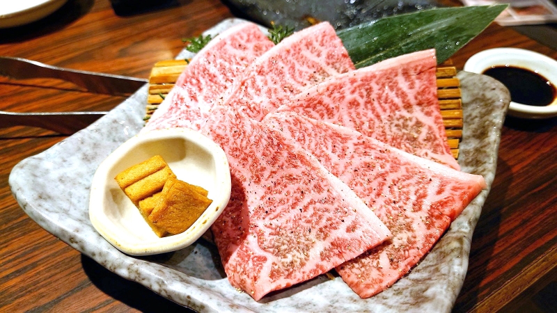 李休 千日前 - 古民家をリノベーションした店内で味わう極上の焼肉