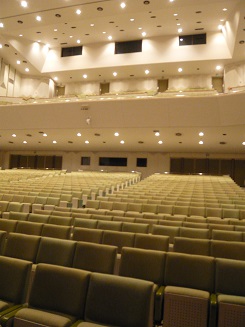 調布市グリーンホール