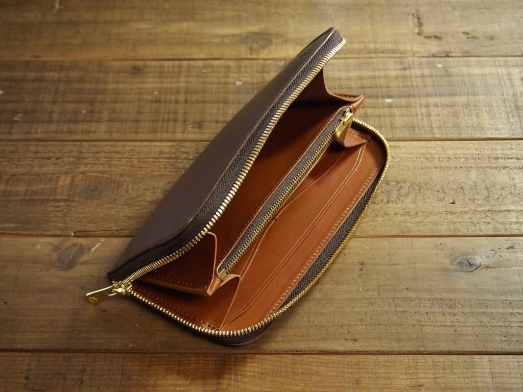 エルバマット(テンペスティ社)を使ったお財布