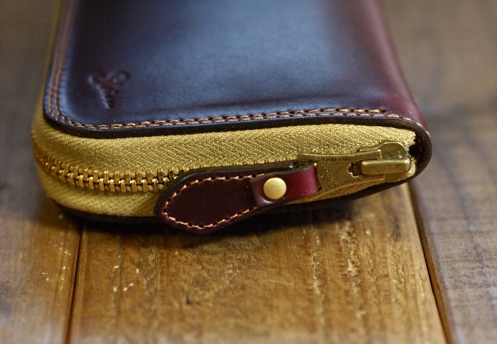 クロムエクセルの革財布（ラウンドファスナーウォレット）／カスタム